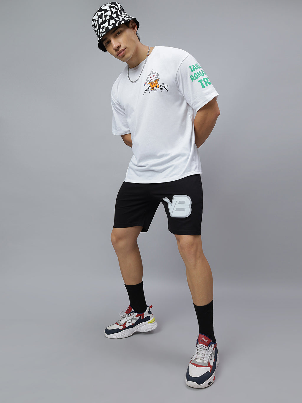 CRAZYBEE White Oversize T-shirt-ROMANTIC TRIP