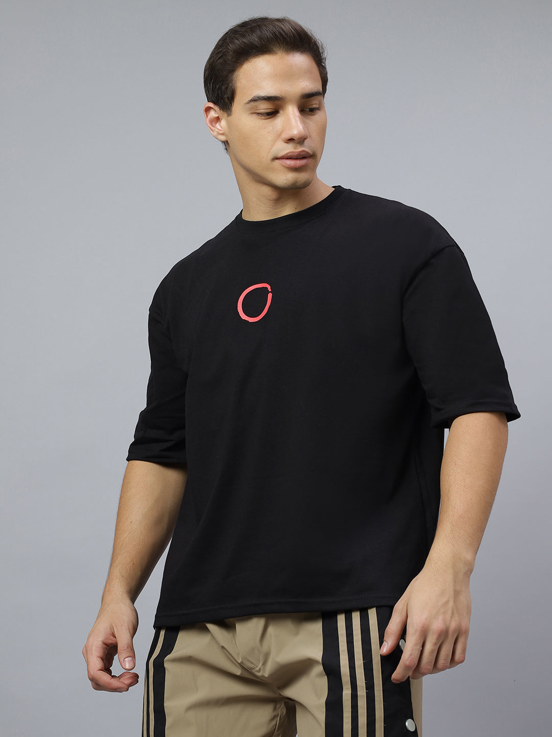 Crazy bee Oversize Back print T-shirt : WARRIOR